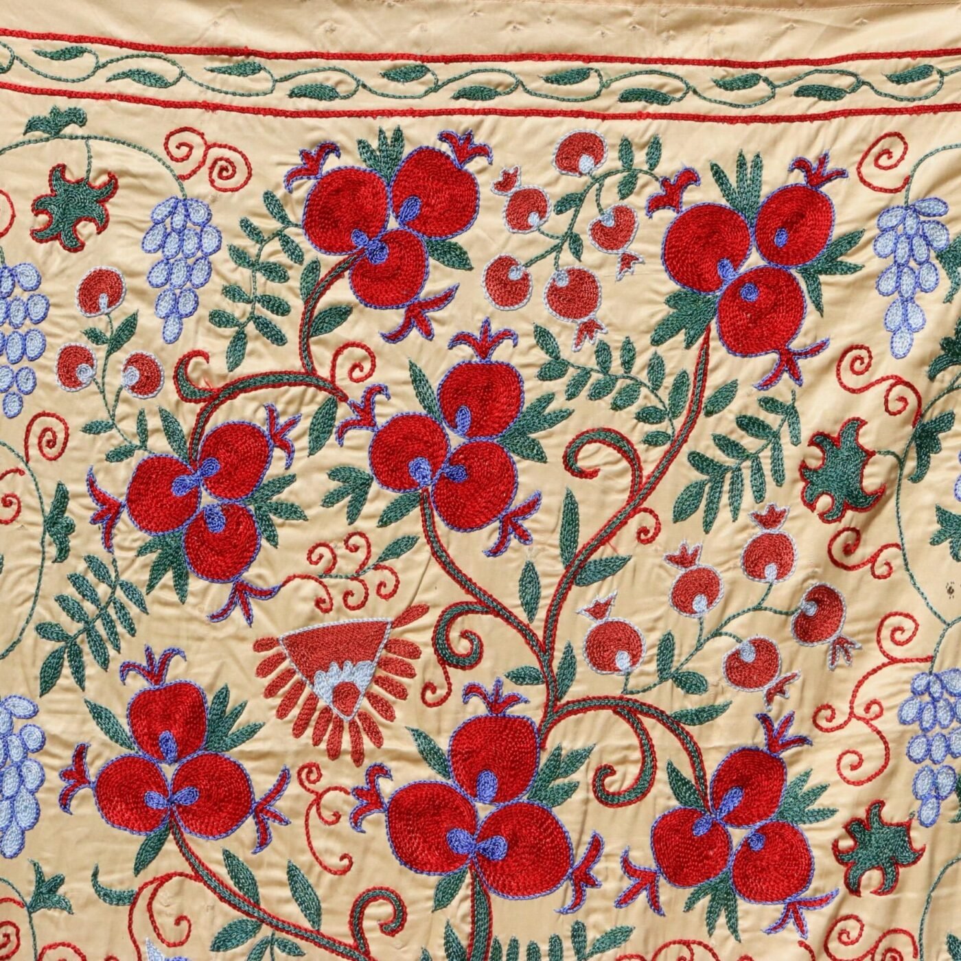 Uzbek handmade embroidery suzani. Bedspread, Bedcover, Wall hanging, Tapestry, Wall decor, Throw, tablecloth.