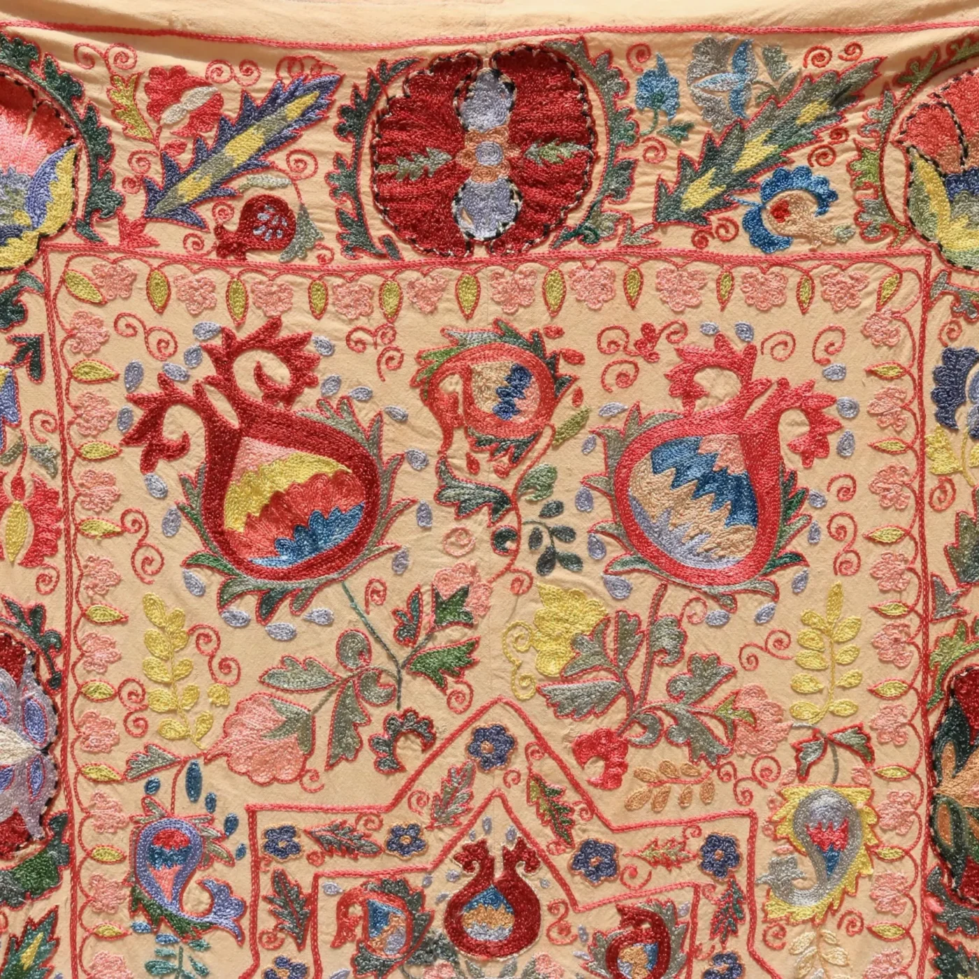 Uzbek handmade embroidery suzani. Bedspread, Bedcover, Wall hanging, Tapestry, Wall decor, Throw, tablecloth.