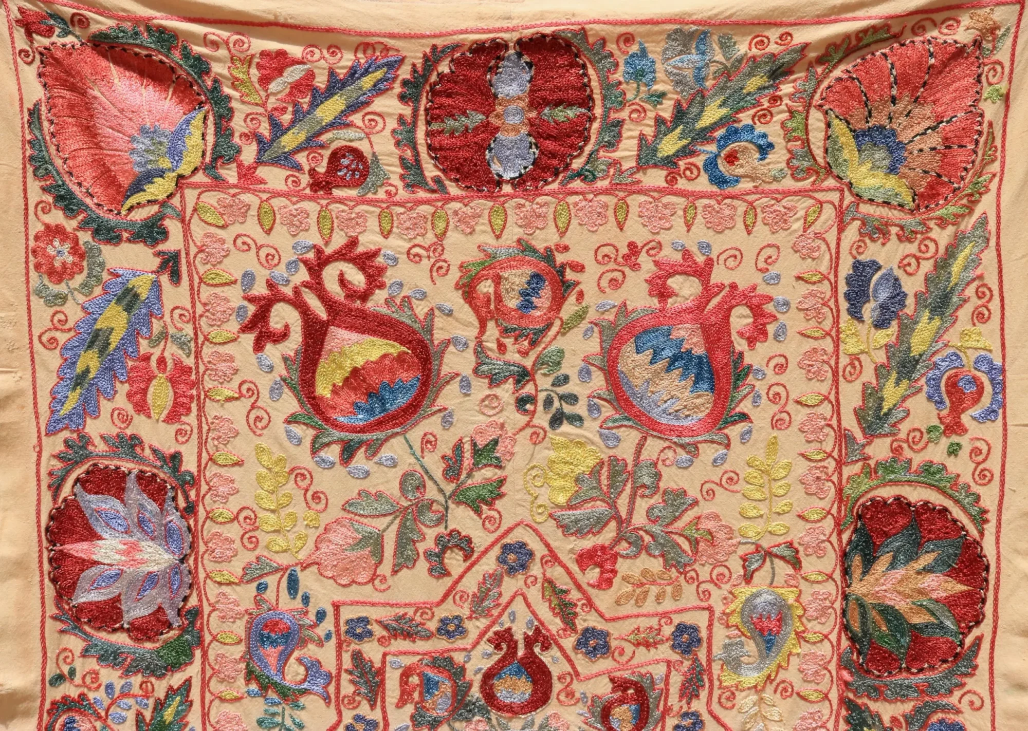 Uzbek handmade embroidery suzani. Bedspread, Bedcover, Wall hanging, Tapestry, Wall decor, Throw, tablecloth.