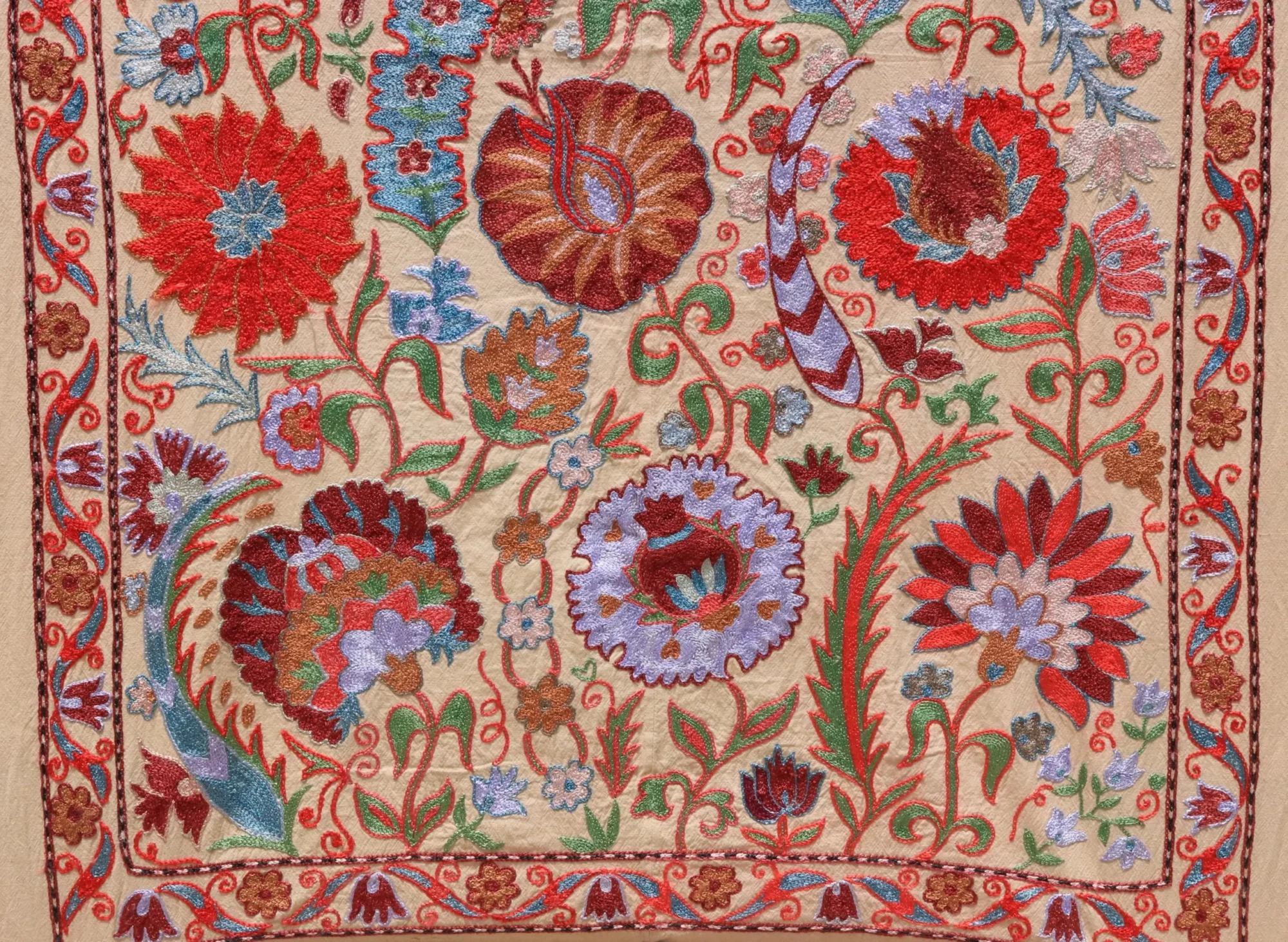 Uzbek handmade embroidery suzani. Bedspread, Bedcover, Wall hanging, Tapestry, Wall decor, Throw, tablecloth.