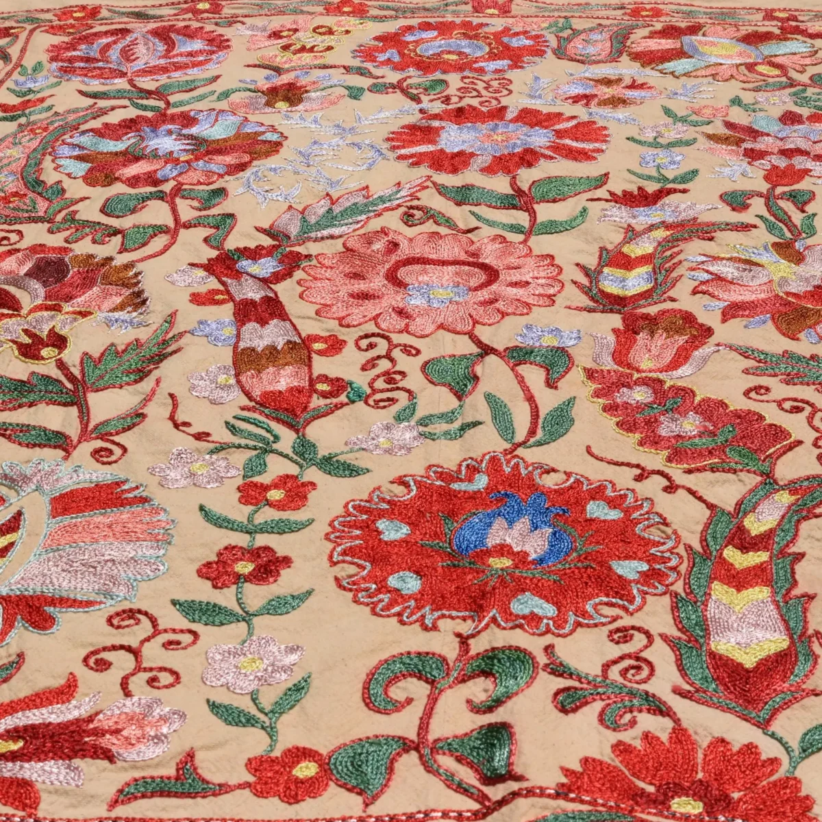 Uzbek handmade embroidery suzani. Bedspread, Bedcover, Wall hanging, Tapestry, Wall decor, Throw, tablecloth.