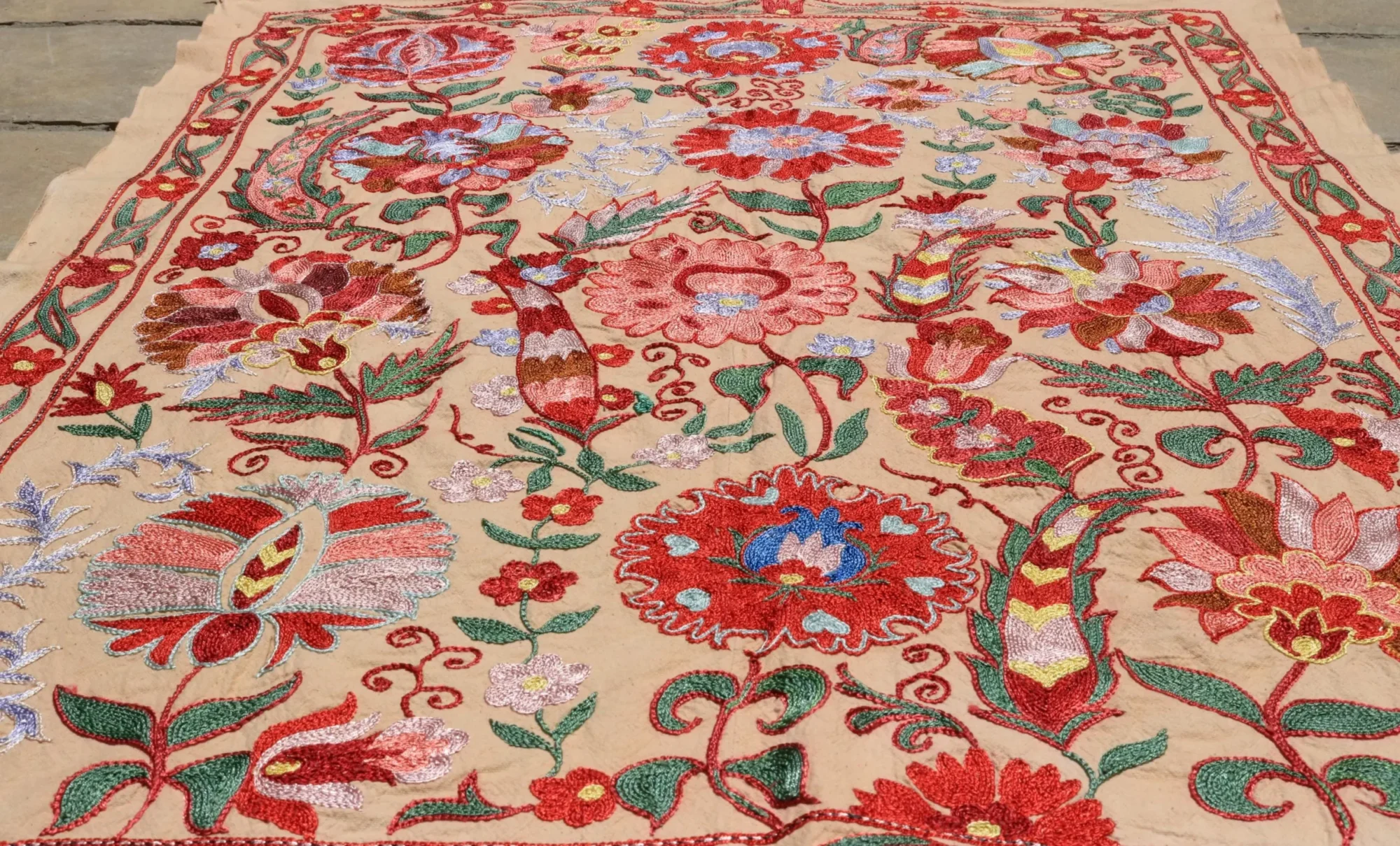 Uzbek handmade embroidery suzani. Bedspread, Bedcover, Wall hanging, Tapestry, Wall decor, Throw, tablecloth.