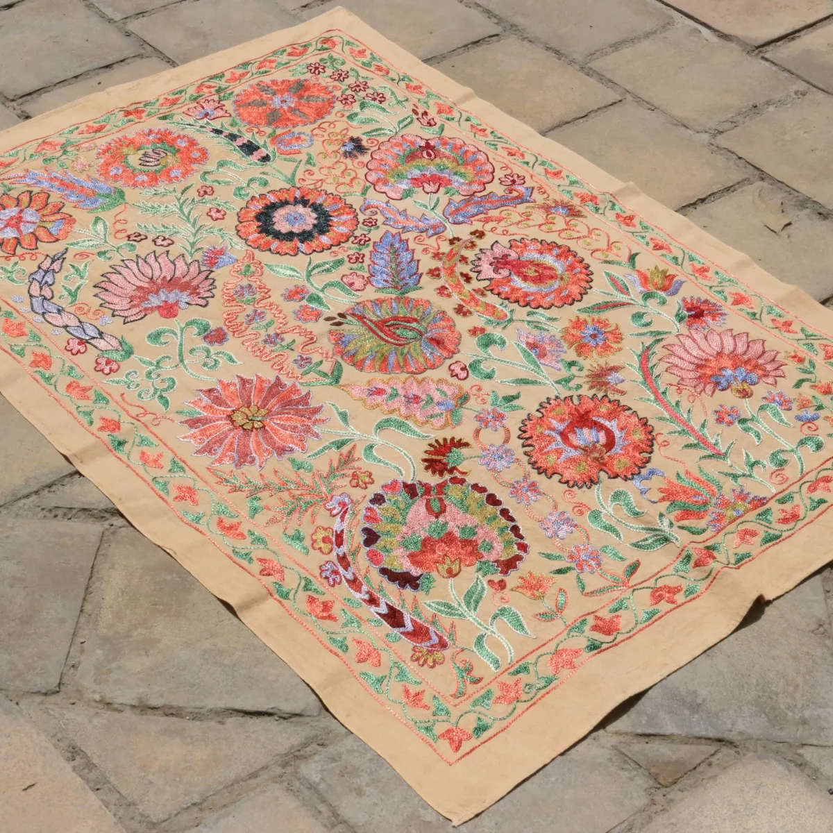 Uzbek handmade embroidery suzani. Bedspread, Bedcover, Wall hanging, Tapestry, Wall decor, Throw, tablecloth.