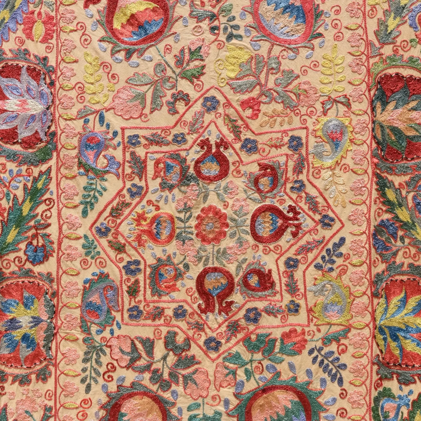 Uzbek handmade embroidery suzani. Bedspread, Bedcover, Wall hanging, Tapestry, Wall decor, Throw, tablecloth.