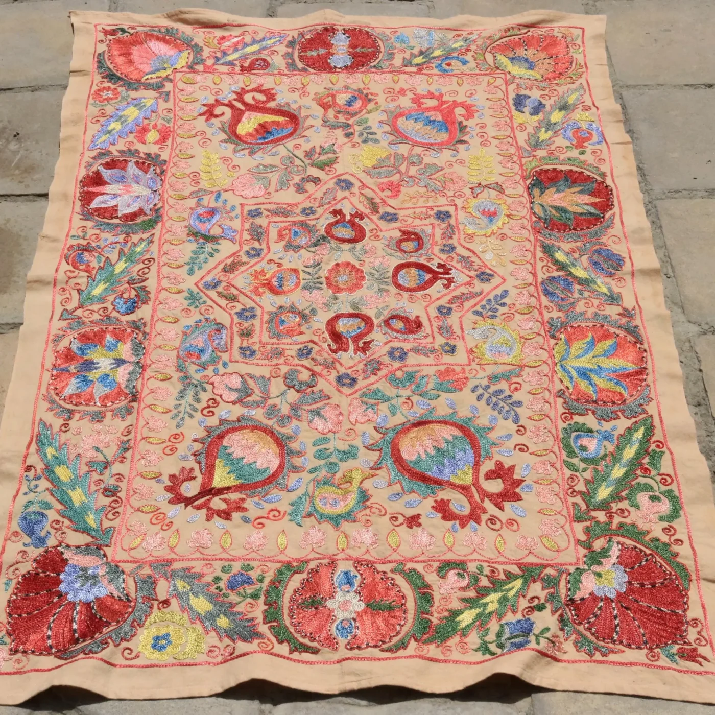 Uzbek handmade embroidery suzani. Bedspread, Bedcover, Wall hanging, Tapestry, Wall decor, Throw, tablecloth.