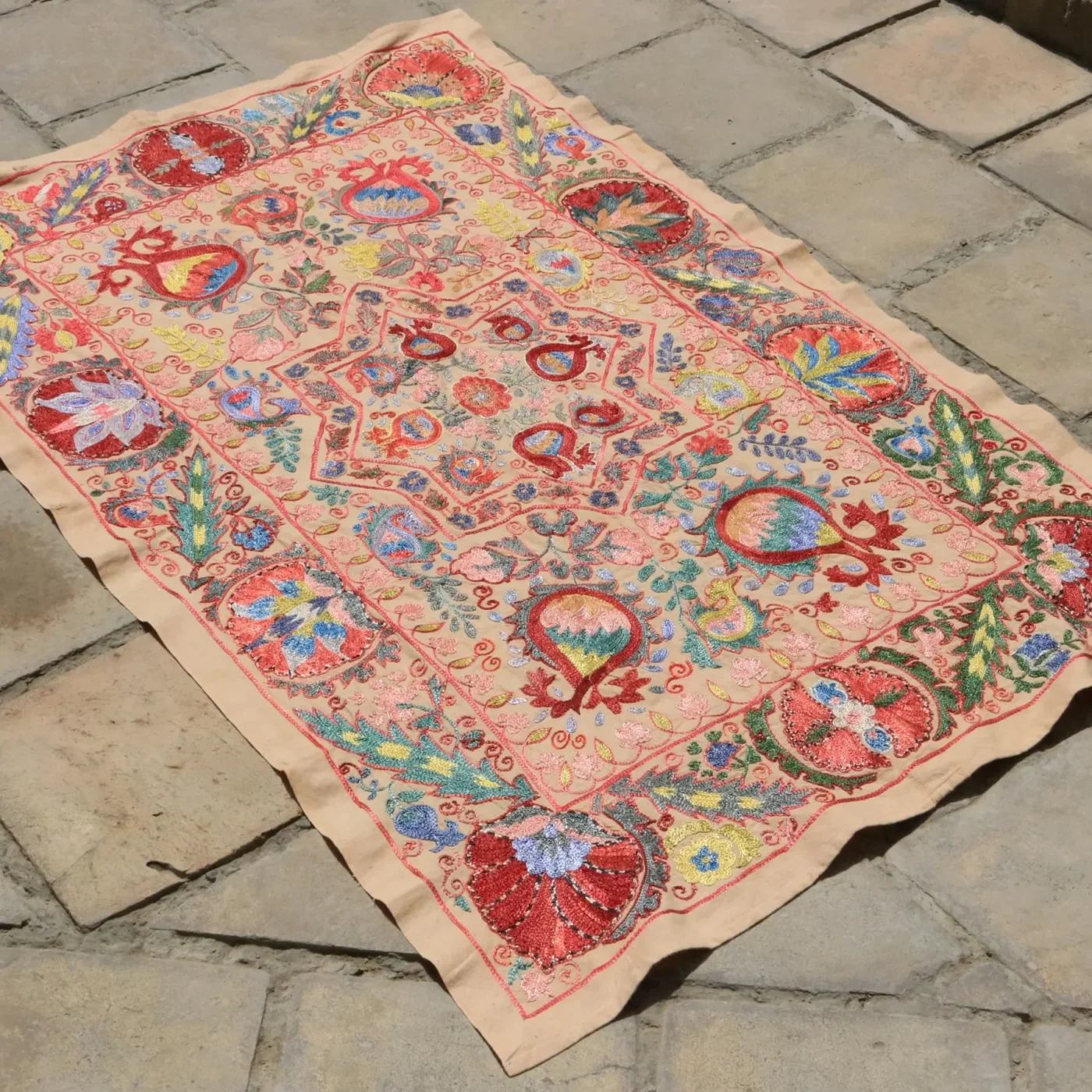 Uzbek handmade embroidery suzani. Bedspread, Bedcover, Wall hanging, Tapestry, Wall decor, Throw, tablecloth.