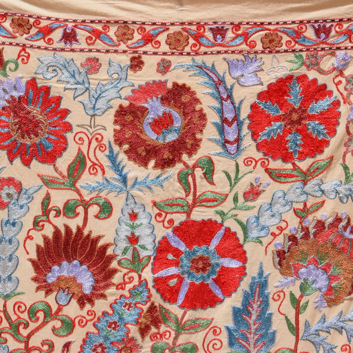 Uzbek handmade embroidery suzani. Bedspread, Bedcover, Wall hanging, Tapestry, Wall decor, Throw, tablecloth.