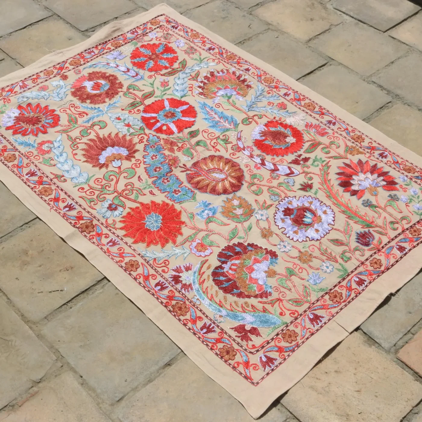 Uzbek handmade embroidery suzani. Bedspread, Bedcover, Wall hanging, Tapestry, Wall decor, Throw, tablecloth.