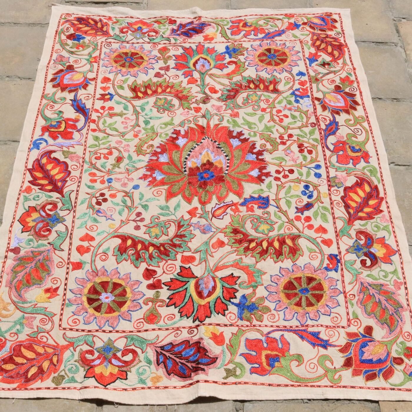 Uzbek handmade embroidery suzani. Bedspread, Bedcover, Wall hanging, Tapestry, Wall decor, Throw, tablecloth.