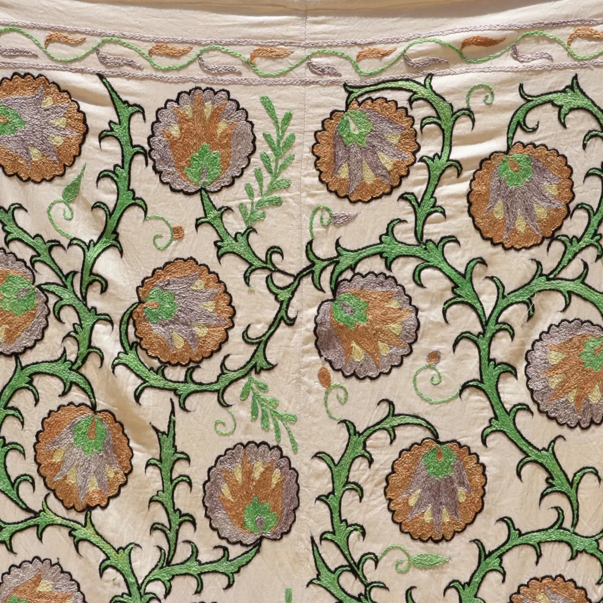 Uzbek handmade embroidery suzani. Bedspread, Bedcover, Wall hanging, Tapestry, Wall decor, Throw, tablecloth.