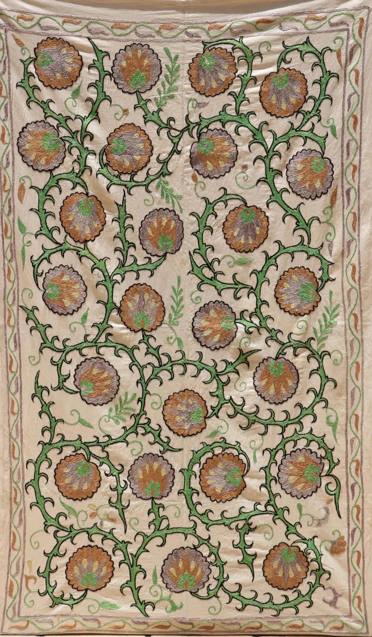 Uzbek handmade embroidery suzani. Bedspread, Bedcover, Wall hanging, Tapestry, Wall decor, Throw, tablecloth.