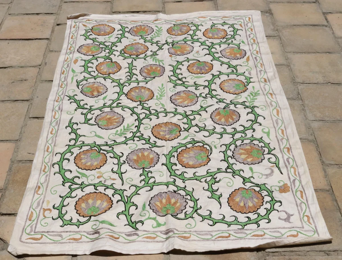 Uzbek handmade embroidery suzani. Bedspread, Bedcover, Wall hanging, Tapestry, Wall decor, Throw, tablecloth.