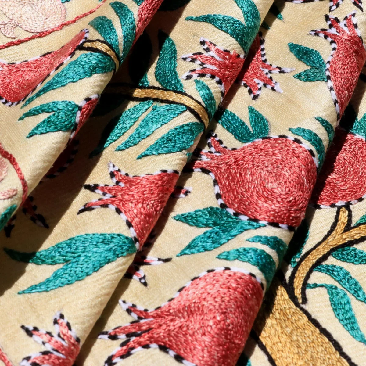 Uzbek handmade embroidery suzani. Bedspread, Bedcover, Wall hanging, Tapestry, Wall decor, Throw, tablecloth.