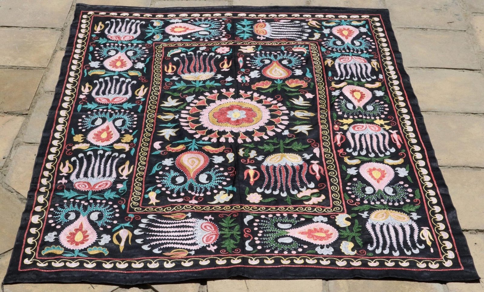 Uzbek handmade embroidery suzani. Bedspread, Bedcover, Wall hanging, Tapestry, Wall decor, Throw, tablecloth.