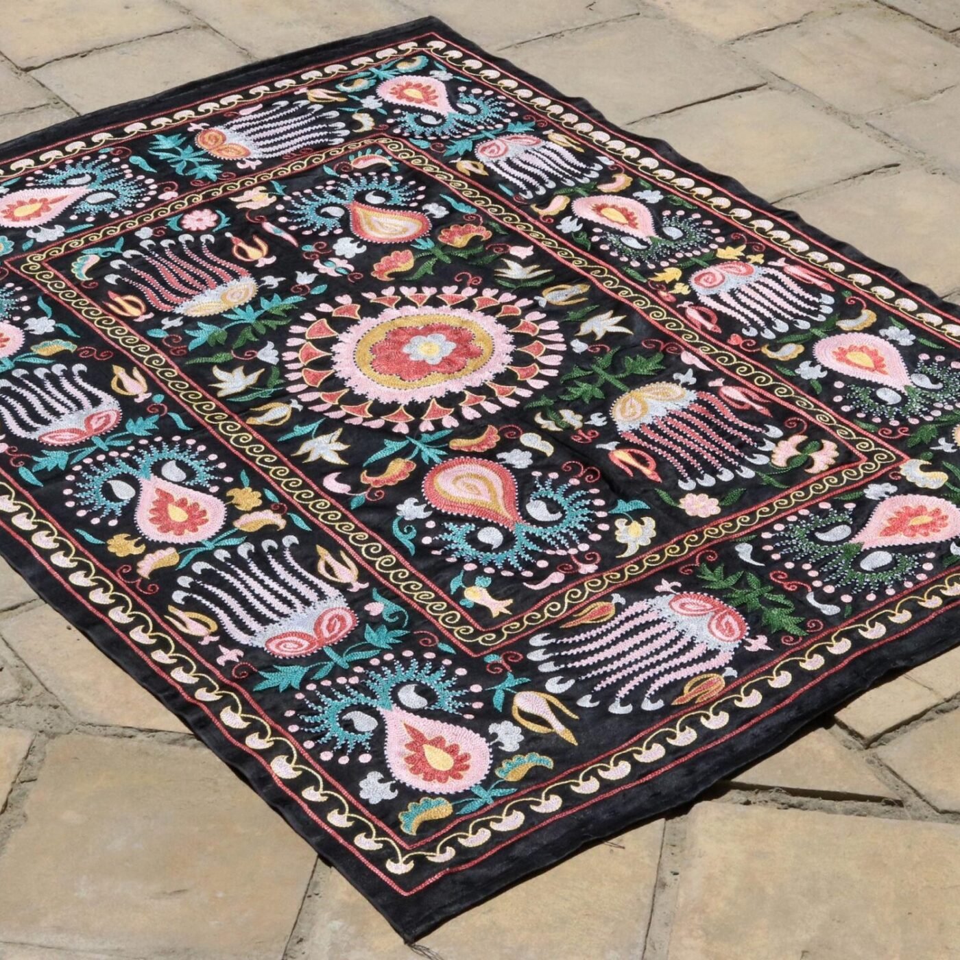 Uzbek handmade embroidery suzani. Bedspread, Bedcover, Wall hanging, Tapestry, Wall decor, Throw, tablecloth.