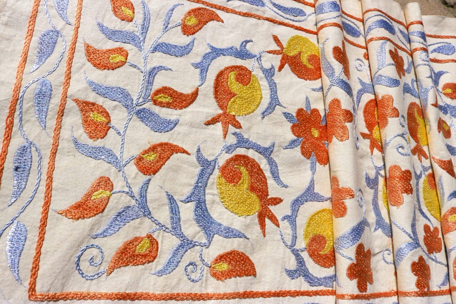 Suzani,Uzbek handmade embroidery. Table runners. Wall hanging, tablecloth.